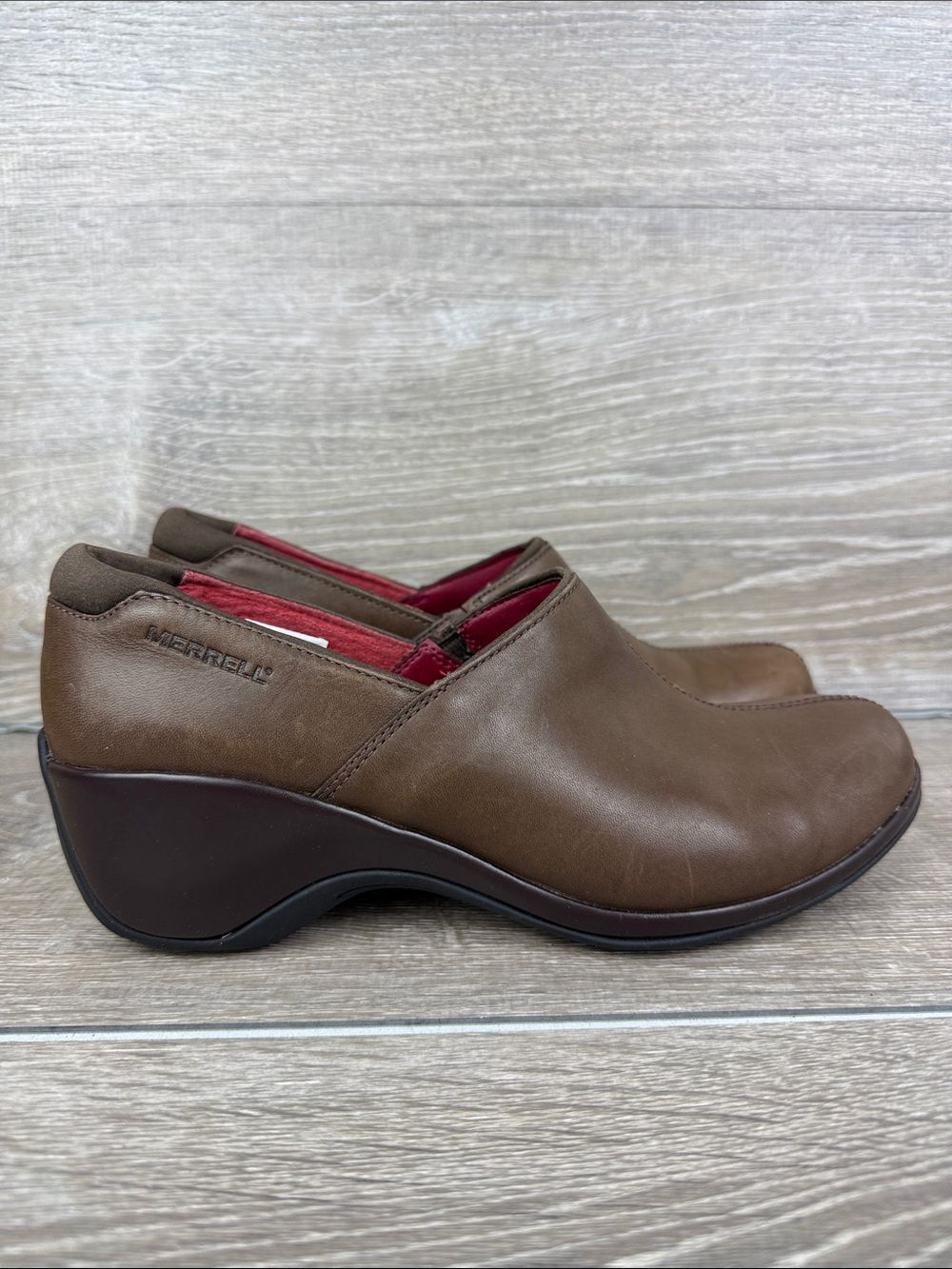 Merrell Angelic Women’s Sz 7.5 Brown Leather Slip On Split Toe Wedge Loafers